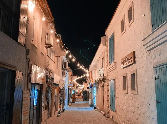 Amber Boutique * Кешме