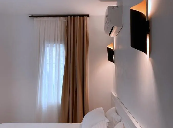 Amber Boutique Отель Кешме