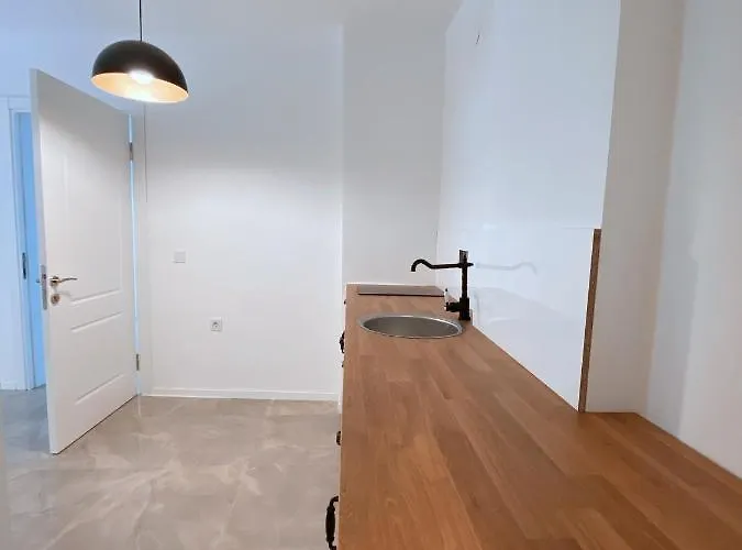 Amber Boutique Отель *