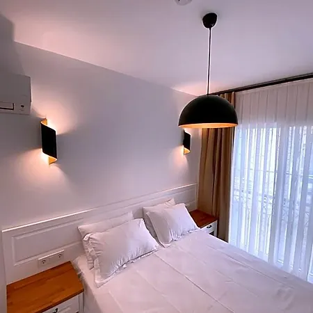 Amber Boutique Çeşme
